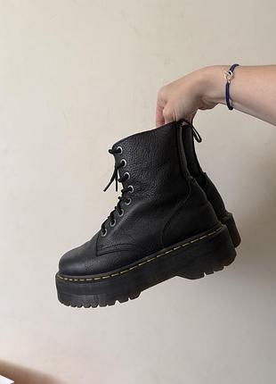Черевики жіночі чорні dr martens jadon