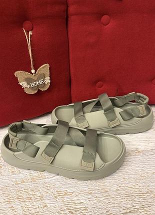 Оригінал. фірмові сандалі ugg australia 48,5р.