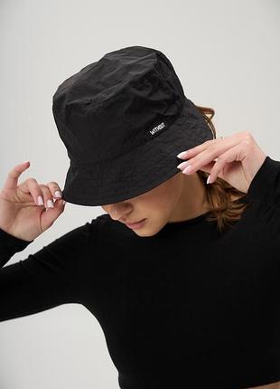 Женская панамка из жатой плащевки black