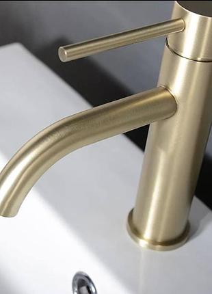 Змішувач для умивальника futura rimo brushed gold матовое золото