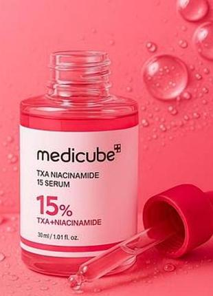Освітлювальна сироватка для рівного тону обличчя medicube txa niacinamide 15% serum