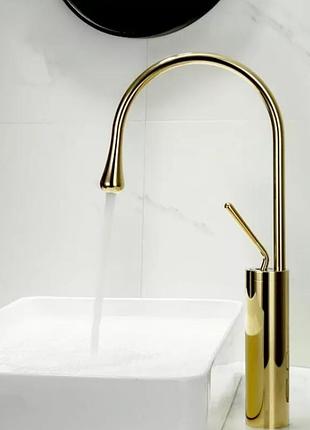 Золотий змішувач для умивальника futura gold високий