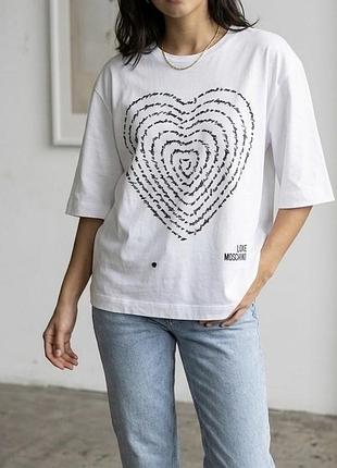 Футболка love moschino с принтом-сердцем