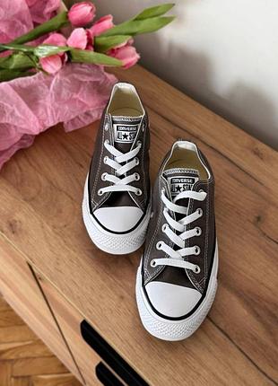 Оригінальні, нові кеди converse🤍