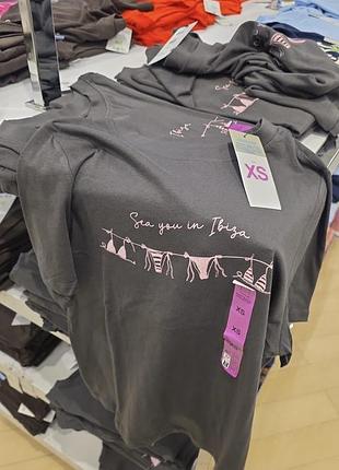 Жіноча футболка м, л