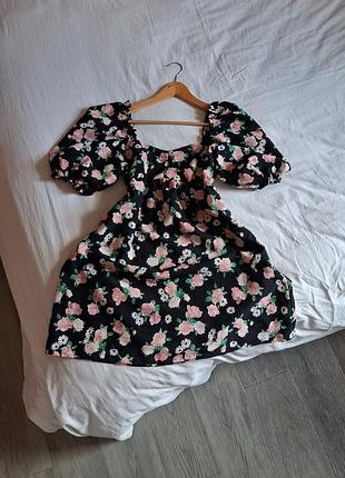 Женское черное платье в розы с рукавами фонариками h&amp;m