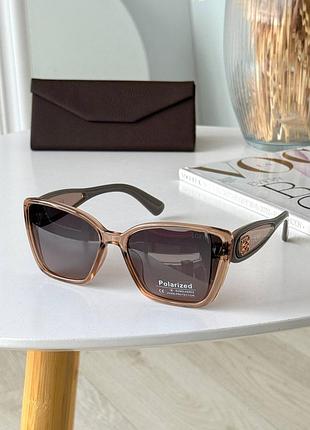 Сонцезахисні окуляри жіночі polarized loewe кішечки
