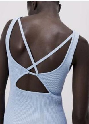 Блакитна літня сукня в рубчик з гарною відкритою спинкою zara