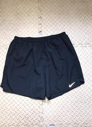 Спортивні жіночі шорти nike xxl