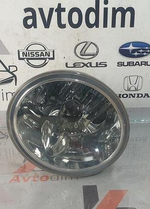 Противотуманная фара левая 812200c020 toyota sequoia 2001