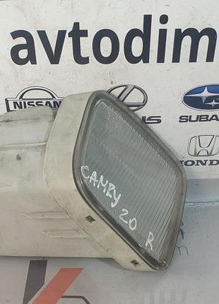 Протитуманна фара права 11476447 toyota camry 40