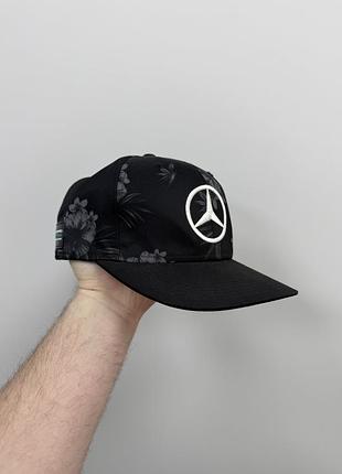 Чоловіча кепка mercedes-benz amg petronas