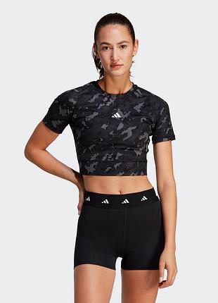 Кроп топ/укорочена футболка adidas