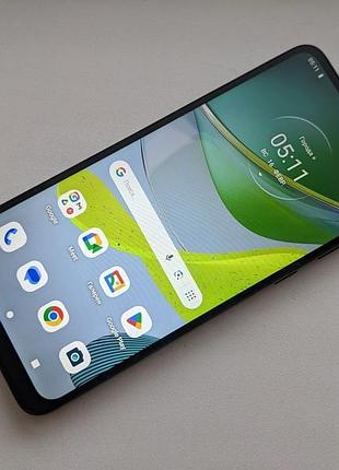 Телефон motorola e13 64gb бу 10