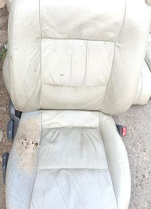 Сидіння переднє праве (пасажирське) mr624665 rhd mitsubishi pajero sport 1 rhd