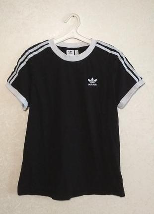 Футболка adidas (s-m) с лампасами оригинал
