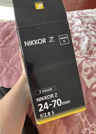 Nikkor 24-70 mm 2.8 4