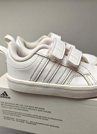 Кроссовки adidas grand court 22