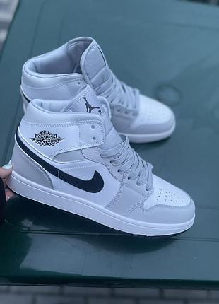 Мужские высокие кроссовки nike air jordan white/black кожаные 41-45