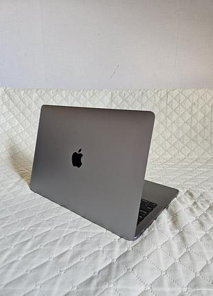 Apple macbook pro 2