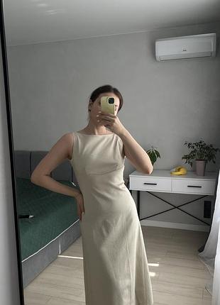 Лляна сукня жіноча