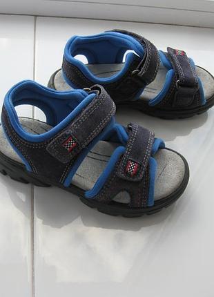 Босоножки,сандали superfit,р.25-26 стелька 16,3см кожа