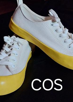 Детские белые кеды cos 30р.