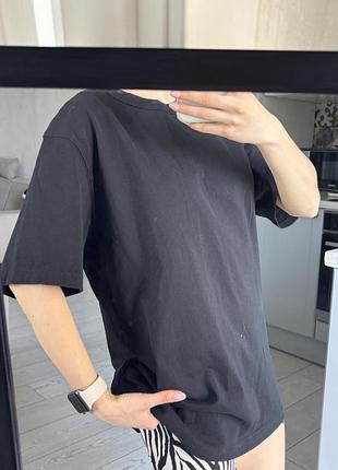 Футболка чоловіча uniqlo