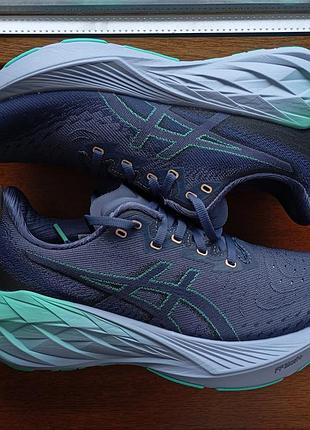 Кроссовки asics novablast 4 1012b510 оригинал р.38 стан идеален