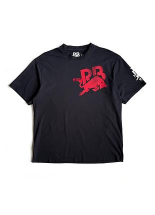 Мужская футболка оверсайз big logo hugo boss red bull (m) черная