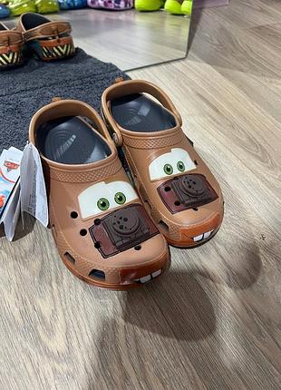 Crocs  metr 3