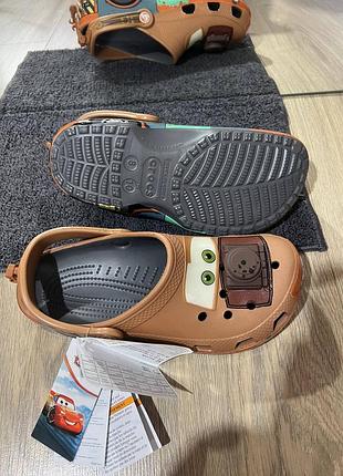 Crocs  metr 2