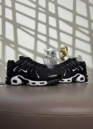 Мужские кроссовки nike air max plus black white 9