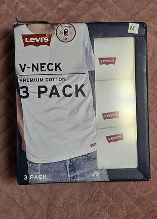 Набір футболок levi’s р. с