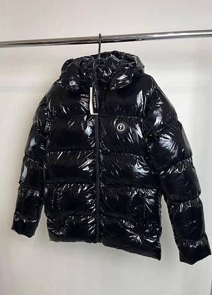 Глянцева куртка trapstar
