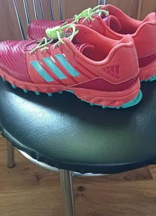Яркие кроссовки adidas 6