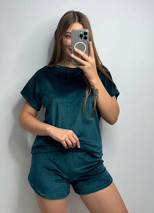 Пижама женская футболка + шорты из плюшевого велюра зеленый xl