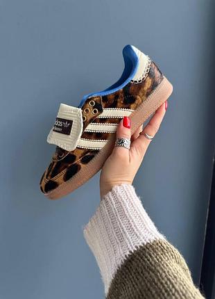 Леопардовые кожаные кроссовки adidas samba x wales & bones black ponny x адидас самба 40