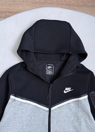 Зип-худи черно-серое nike tech flecce 4