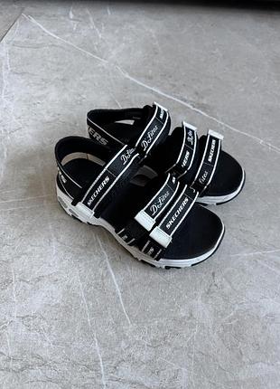 Босоніжки skechers 32