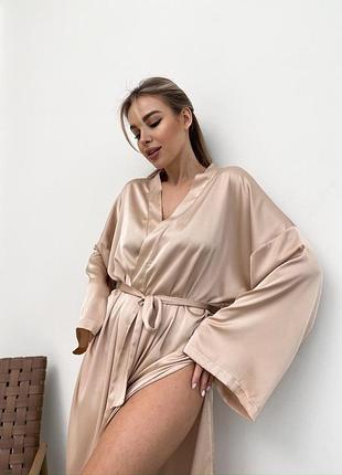 Шелковый длинный халат женский бежевый с вырезом silk — элегантный сатиновый халат для дома