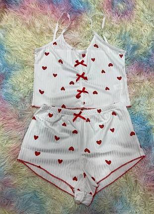 Піжама жіноча біла в сердечках heart - майка та шорти, літня шовкова піжама для сну та будинку s-lm