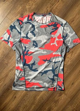 Чоловіча спортивна футболка nike m-l pro combat dri-fit max камуфляж оригінал тренувальна нові колекції