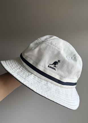 Панама kangol  біла  ідеальна