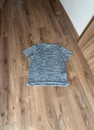 Чоловіча футболка under armour