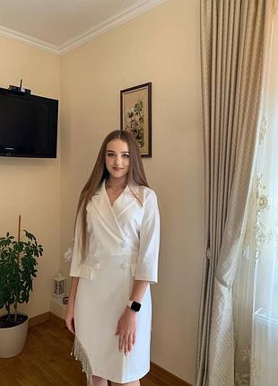 Сукня біла міді