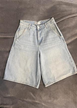 Шорти baggy в розмірі 36