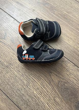 Шкіряні черевички clarks, розмір eu 18