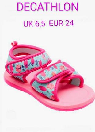 Стильні босоніжки сандал франції і бренду decathlon uk  6,5  eur  24