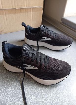 Кросівки brooks revel 5 2022